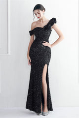 Embellished One Shoulder Mermaid Formal Dress