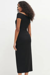 Solid Color Off-the-shoulder Knit Cocktail Dress