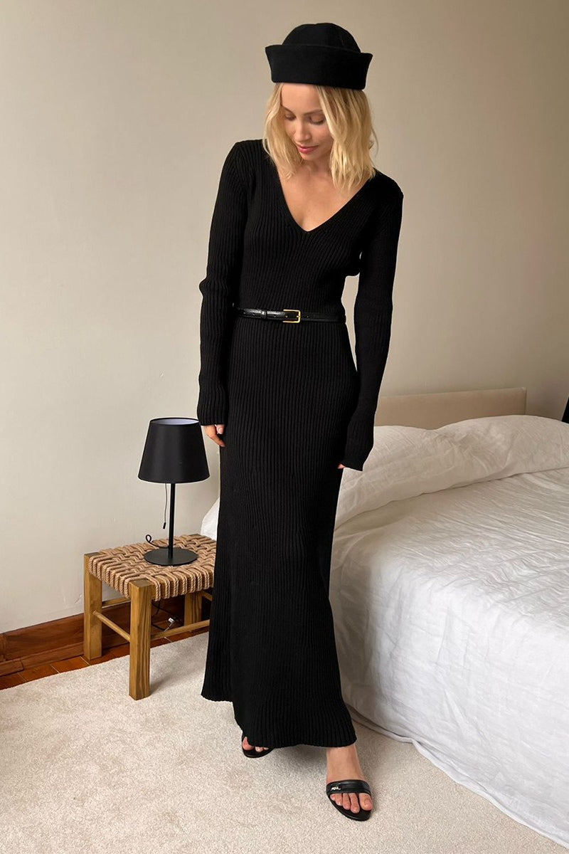 V-Neck Long Sleeve Knit Sweater Dress S / Black