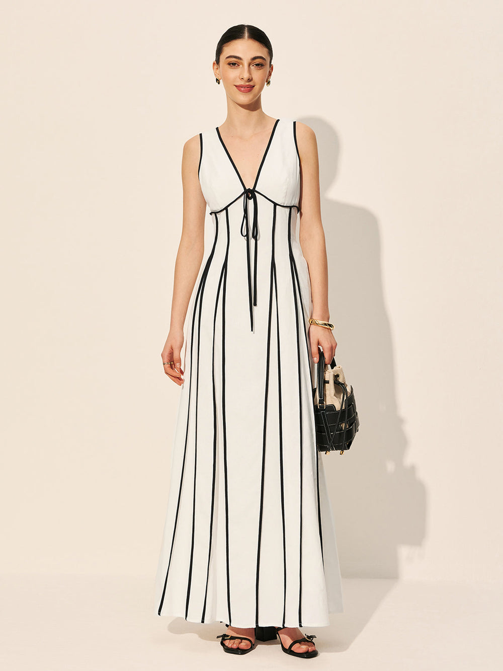 Contrast Trim Dress With Pockets Dresses