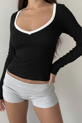 Slim Fit V-Neck Knit Top