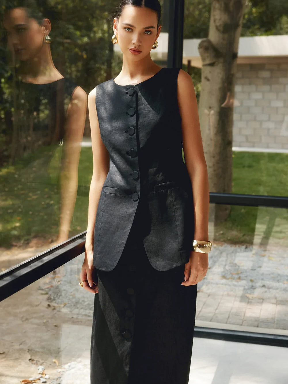 Basic Linen Graceful Blends Solid Vest Black / XS Vests