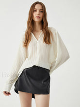 Button Up Graceful V neck Shirt Off White / XS Shirts