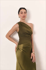 Solid Asymmetric Neckline Sleeveless Formal Dress