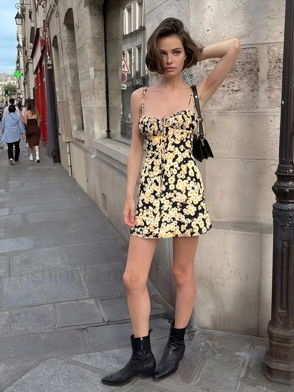 Daisy Printed Graceful Floral Short Dress Dresses