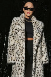 Collar Leopard Plush Overcoat