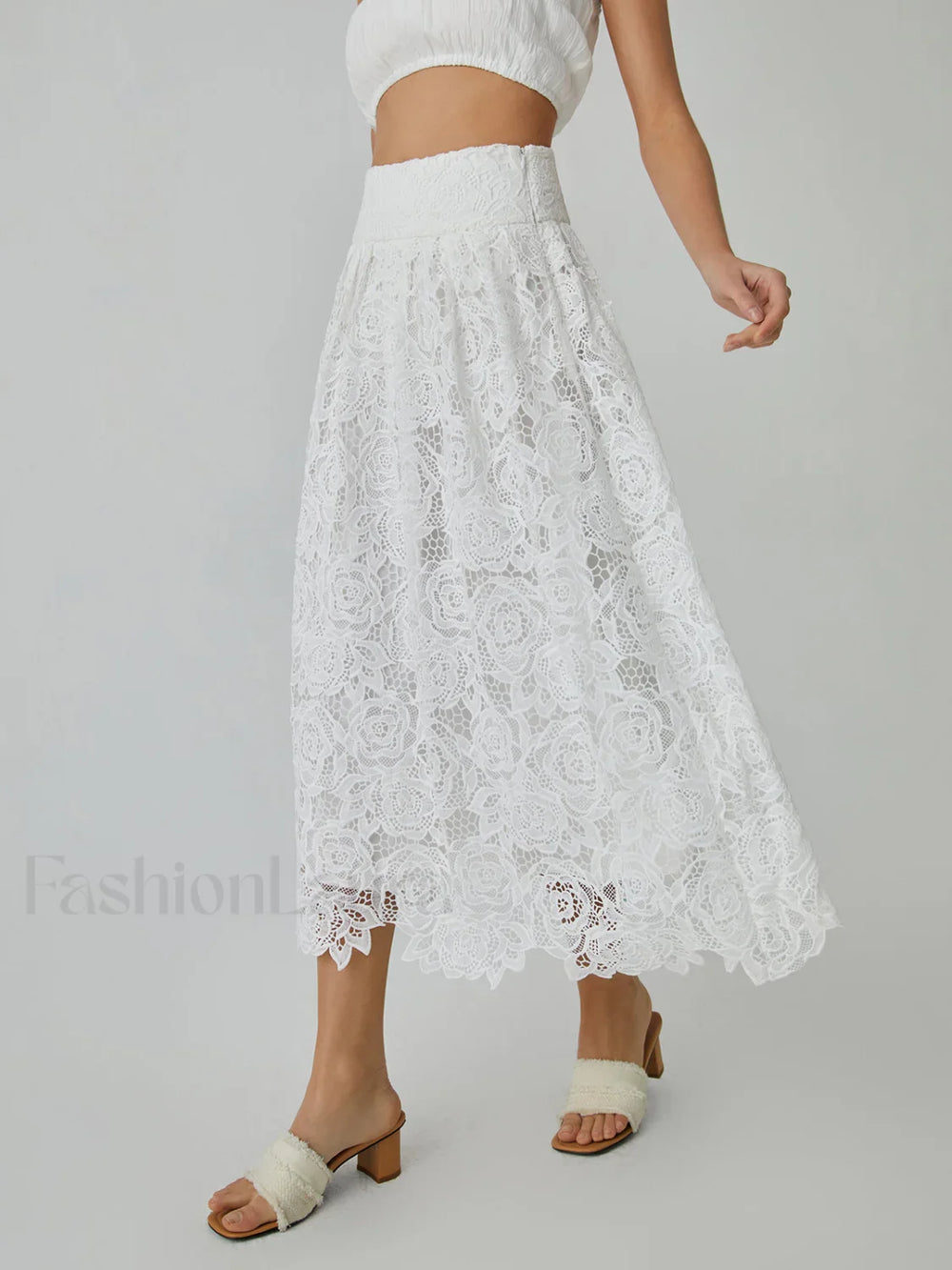 Eyelet Rosebud Graceful Pattern Maxi Skirt Skirts