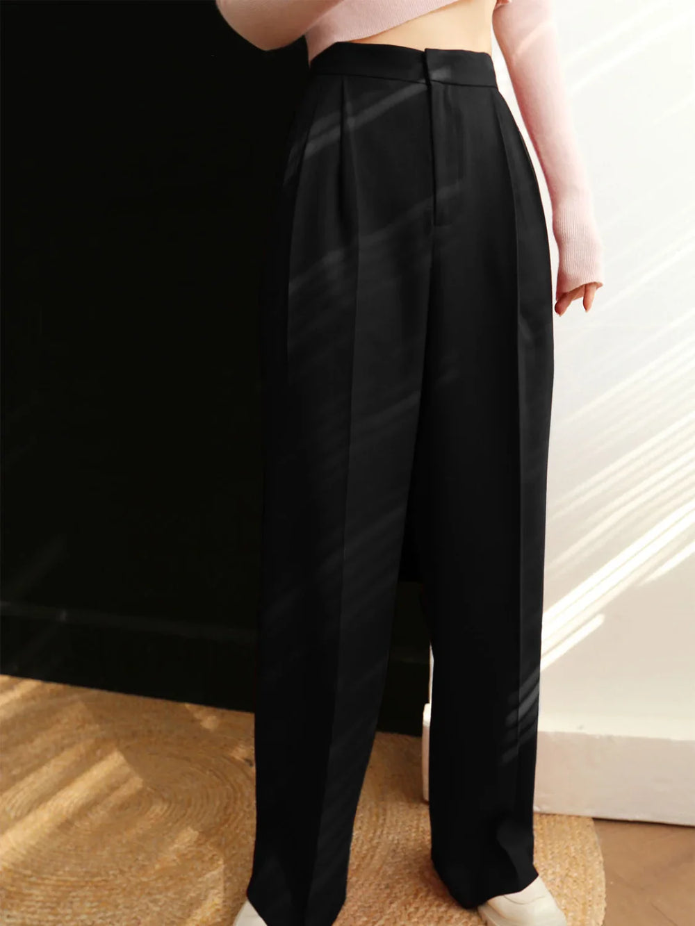 Middle Waist Graceful Pleated Tapered Pants Black / XS Pants