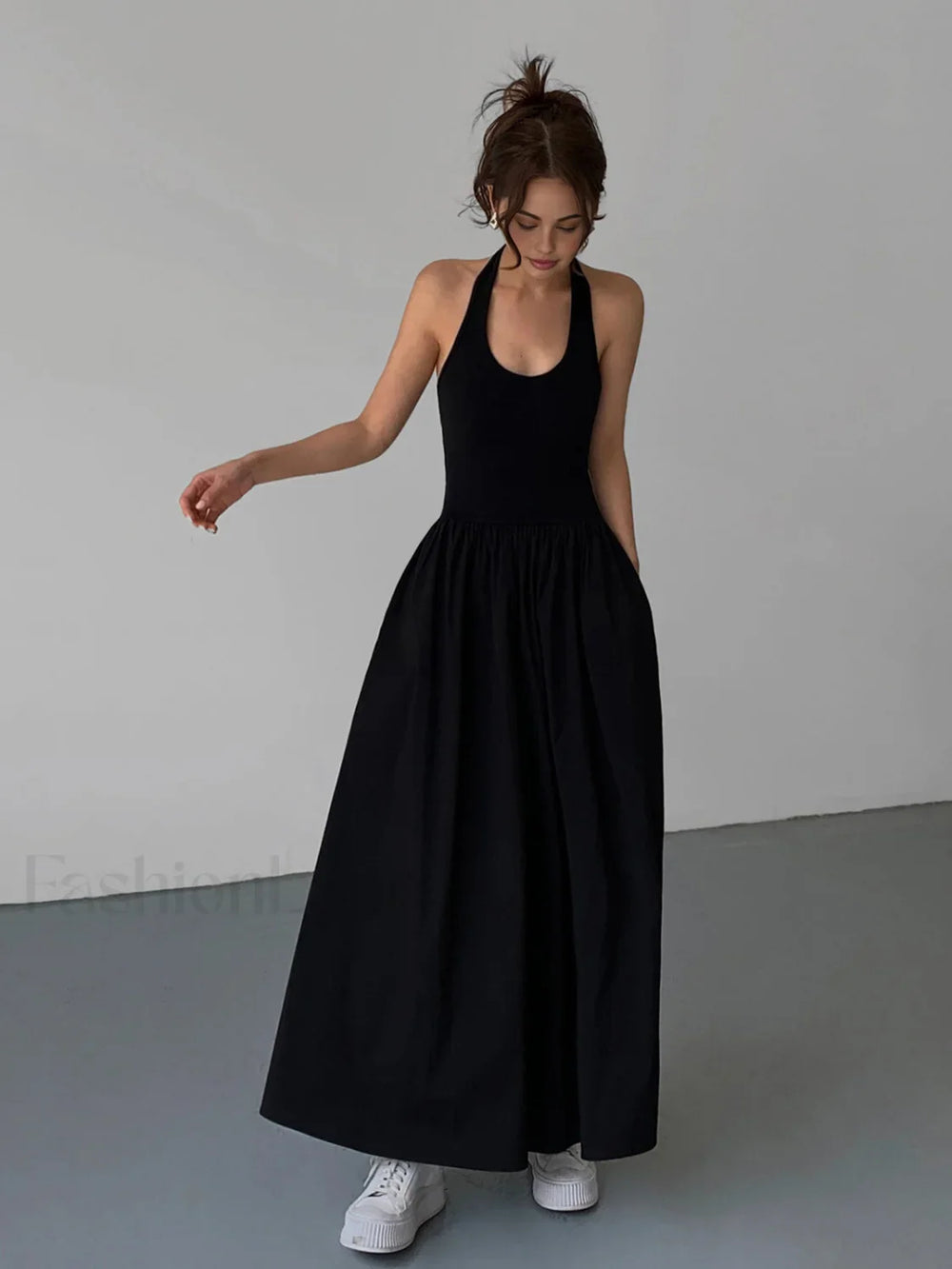 Minimalist Halter Graceful Backless Long Dress Dresses