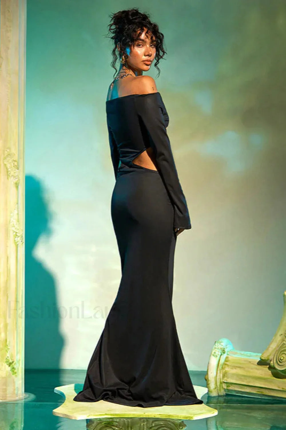 Off Shoulder Hollowed Halter Printed Kinked Maxi Dress