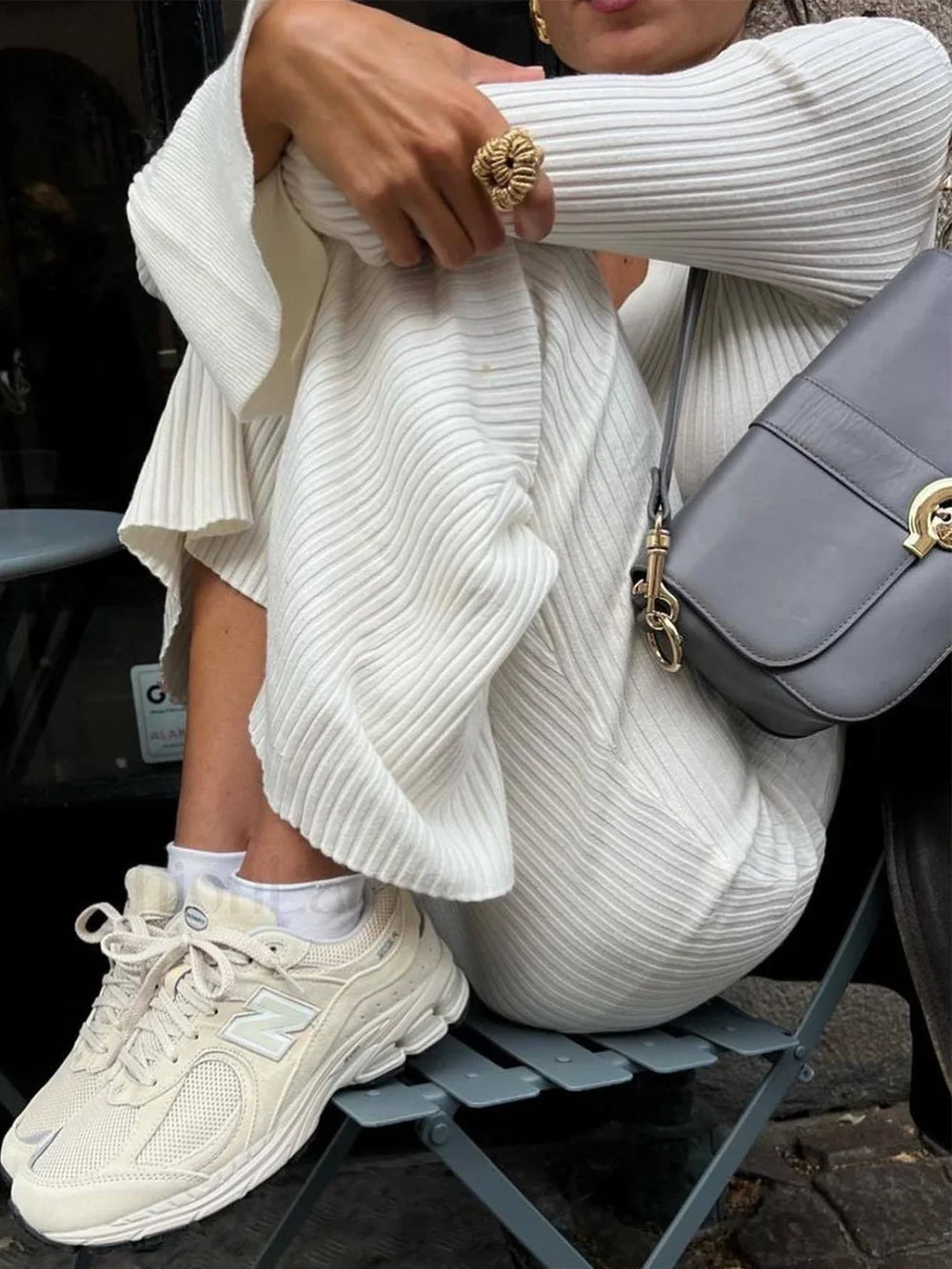 Ribbed Knit Long Sleeve Modern V neck Collar Long Dress Sweaters L