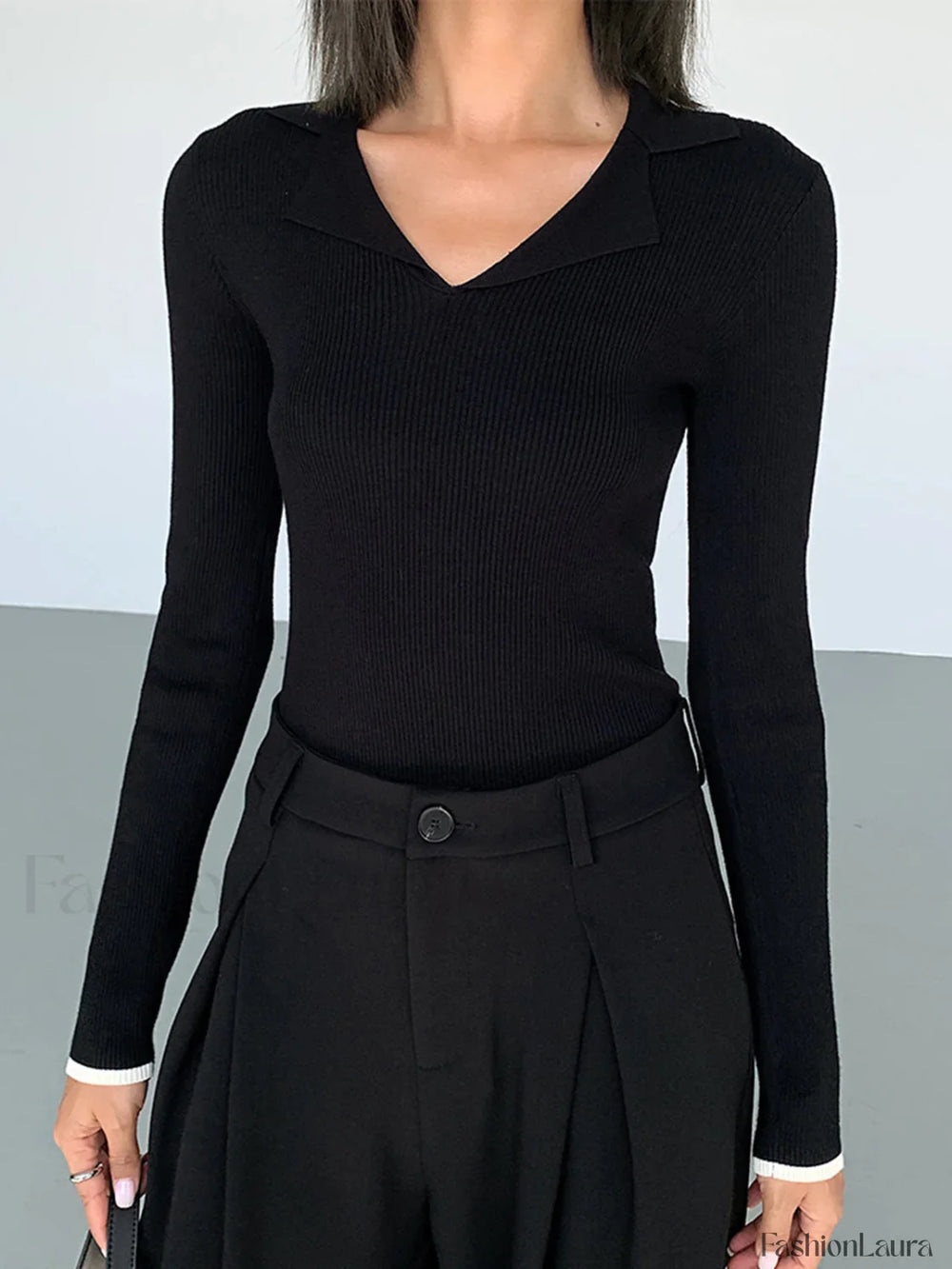 Slinky V neck Collar Trendy Ribbed Knit Top Black / XS Sweaters L