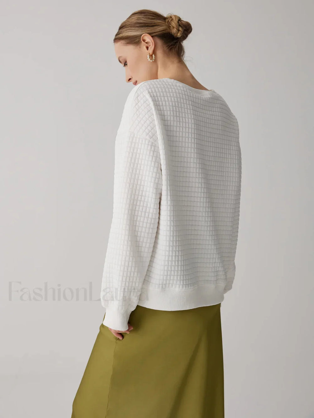 Solid Textured Graceful Crew Neck Sweatshirt Sweatshirts