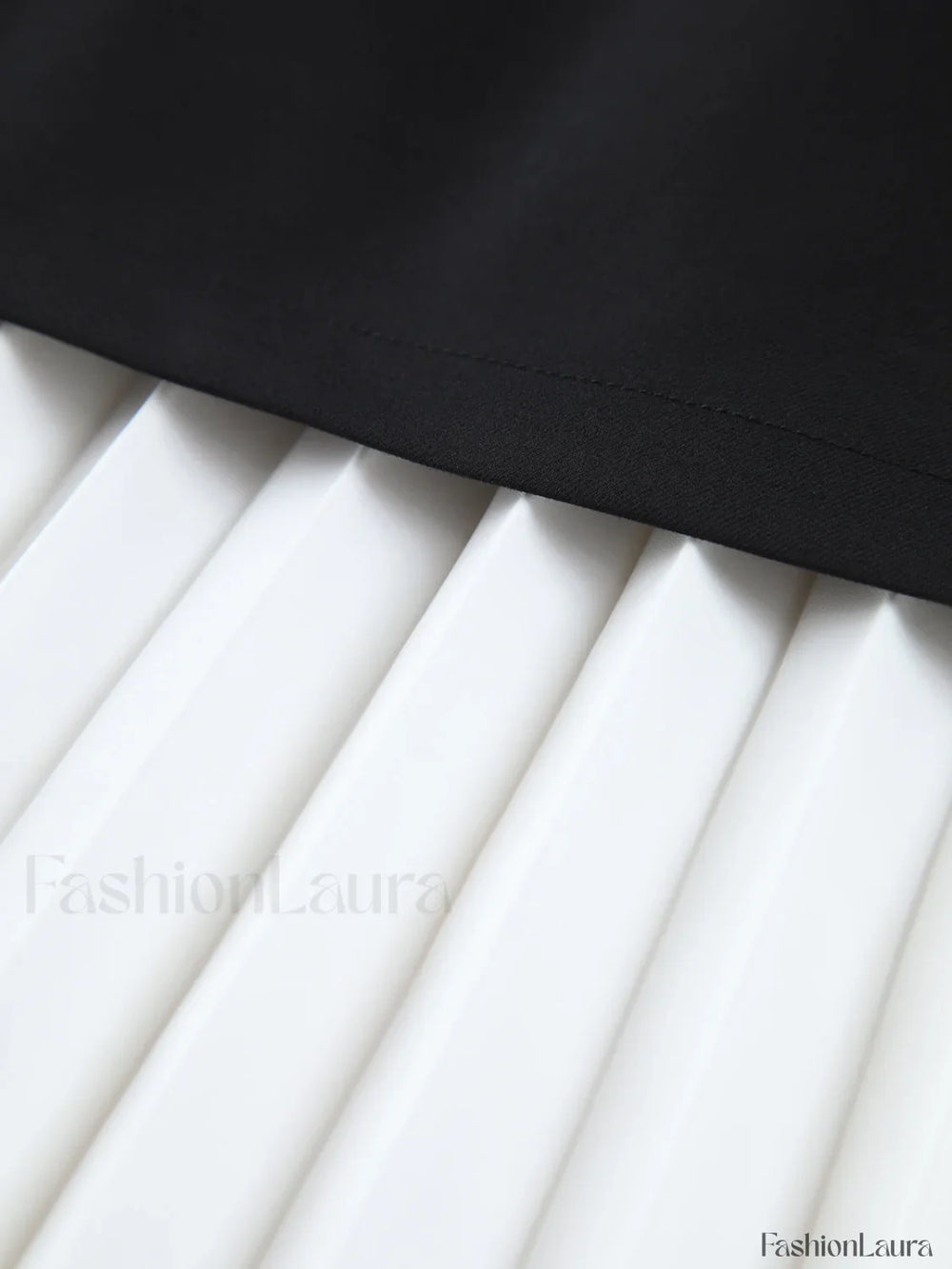 Two Tone Graceful Pleated Long Skirt Skirts