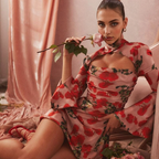 JuliaFashion - Sexy Low-Cut Backless Halter Cutout Dress