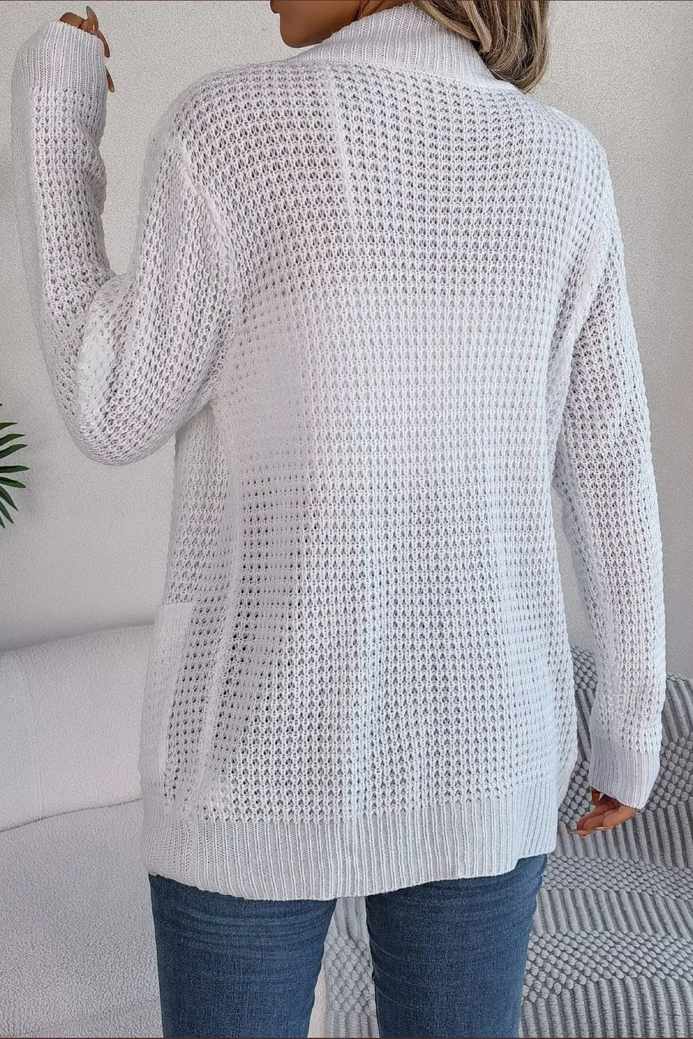 Loose Knit Pocket Cardigan