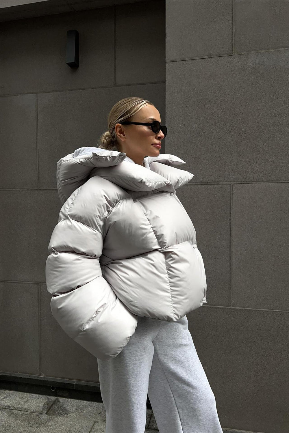 Short Hooded Puffer Jacket