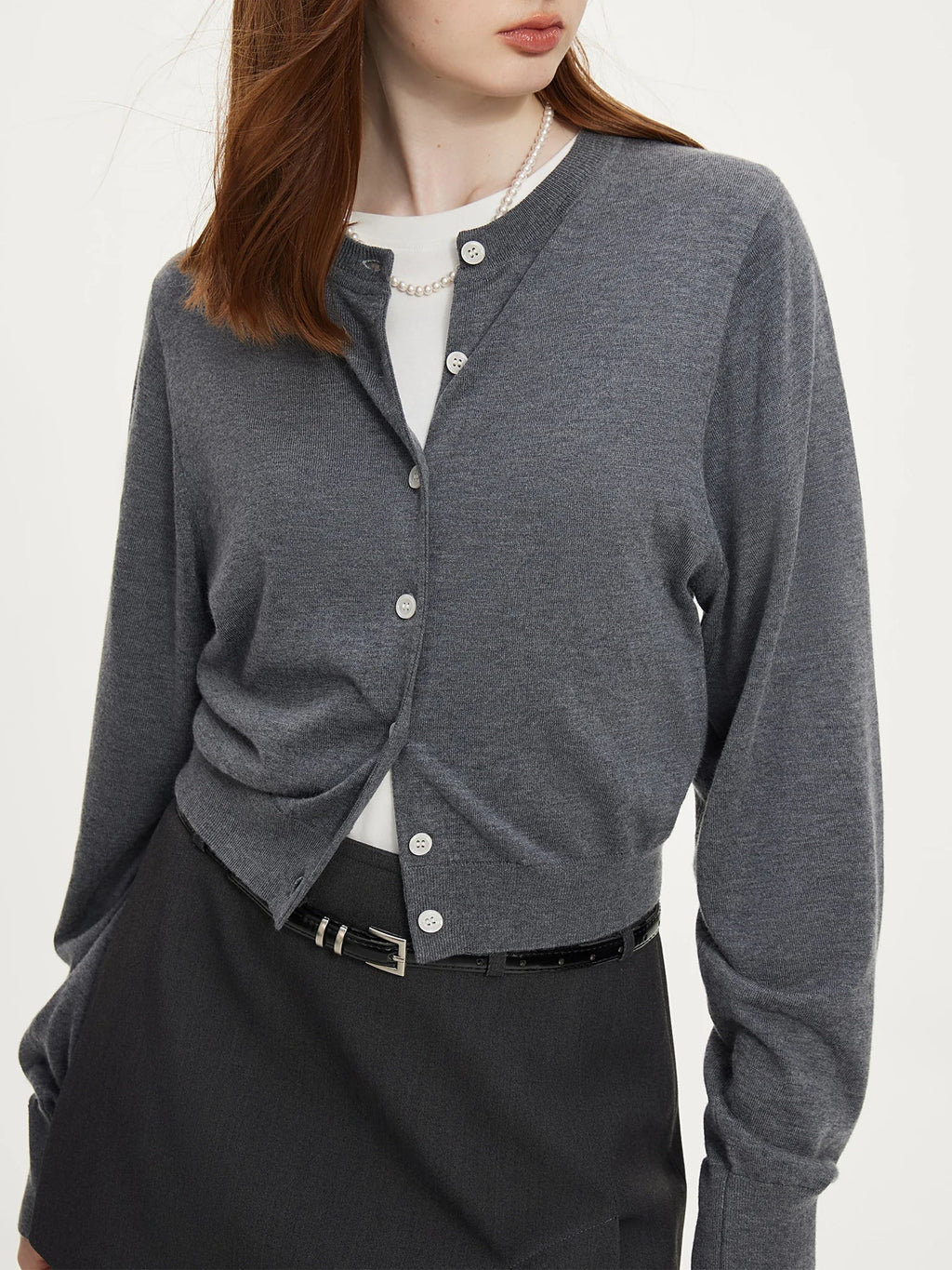 Short Round Neck Single Breasted Black Knitted Cardigan