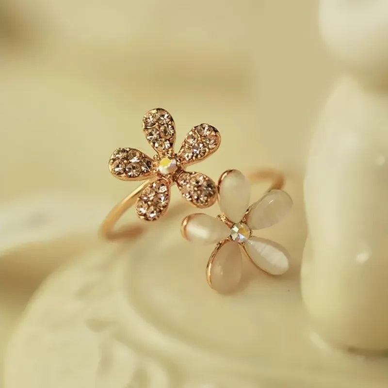 JuliaFashion-Cute Brand Opal Daisy Adjustable Ring
