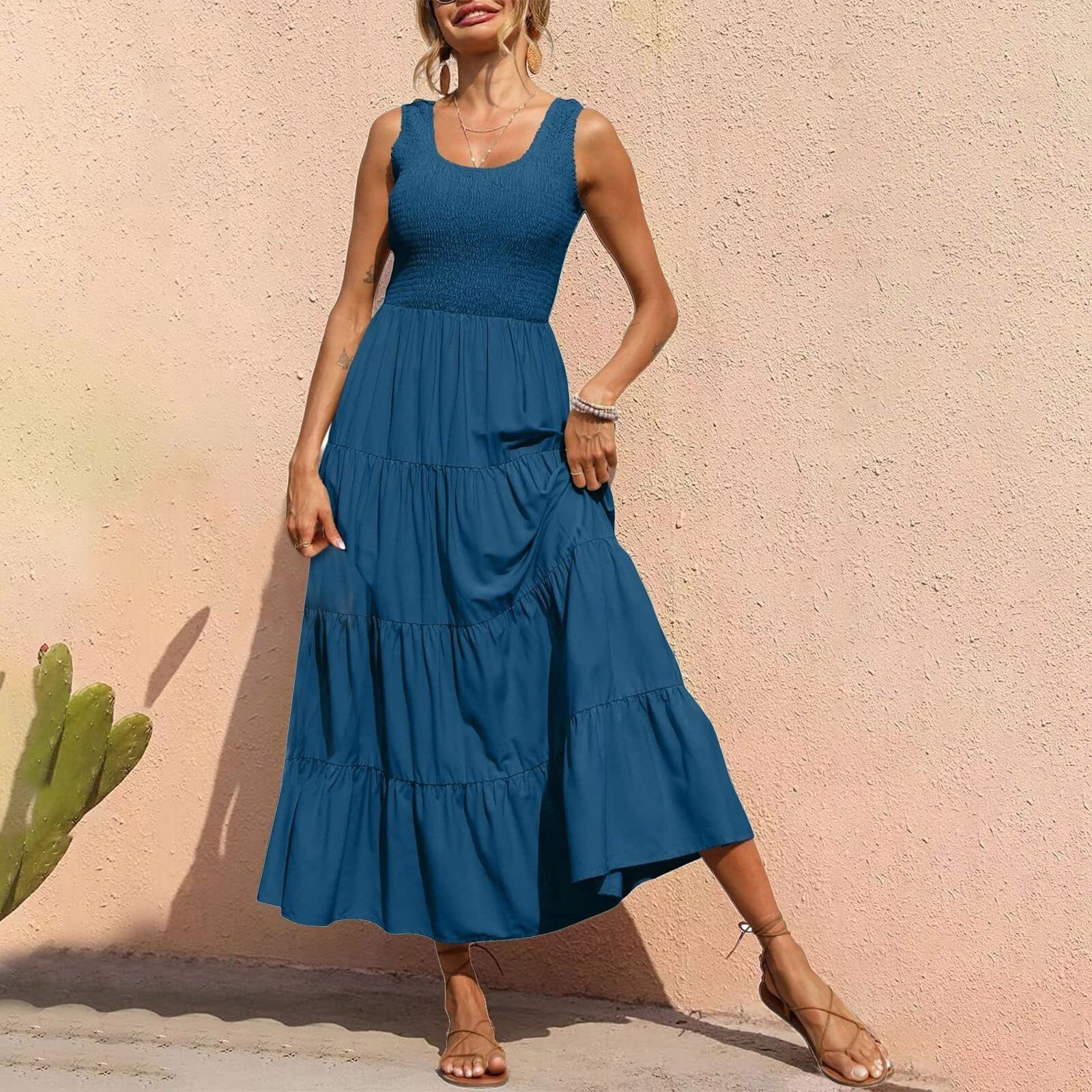 JuliaFashion - Sleeveless Draped Round Neck Holiday Dress