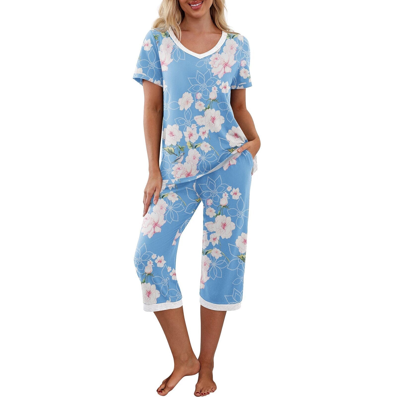 JuliaFashion - 2024 Short Sleeve V Neck T-shirt + Capri Pants Pajama Set