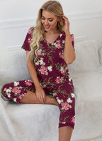 JuliaFashion - 2024 Short Sleeve V Neck T-shirt + Capri Pants Pajama Set