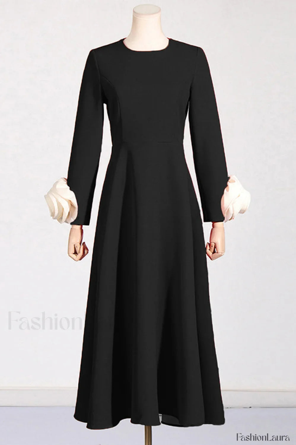 Alyvia Flower Stylish Embellished Midi Dress S / Black