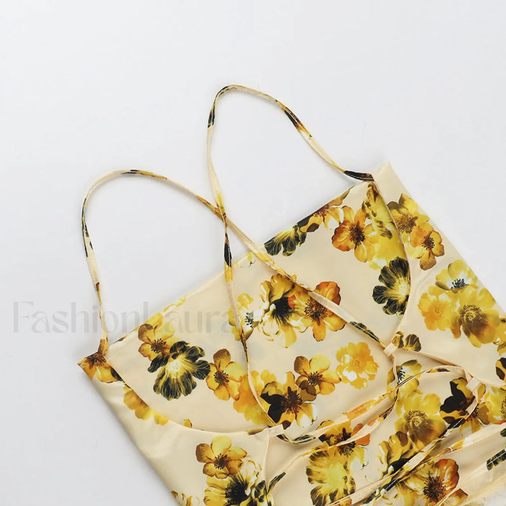 Backless Strappy Slim Fit Mini Floral Dress