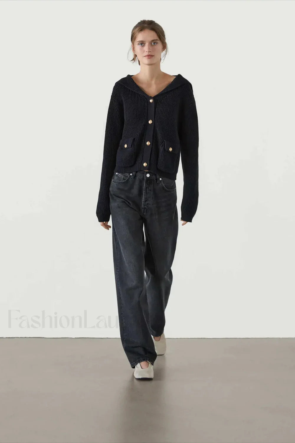 College Style Navy Collar Knit Cardigan