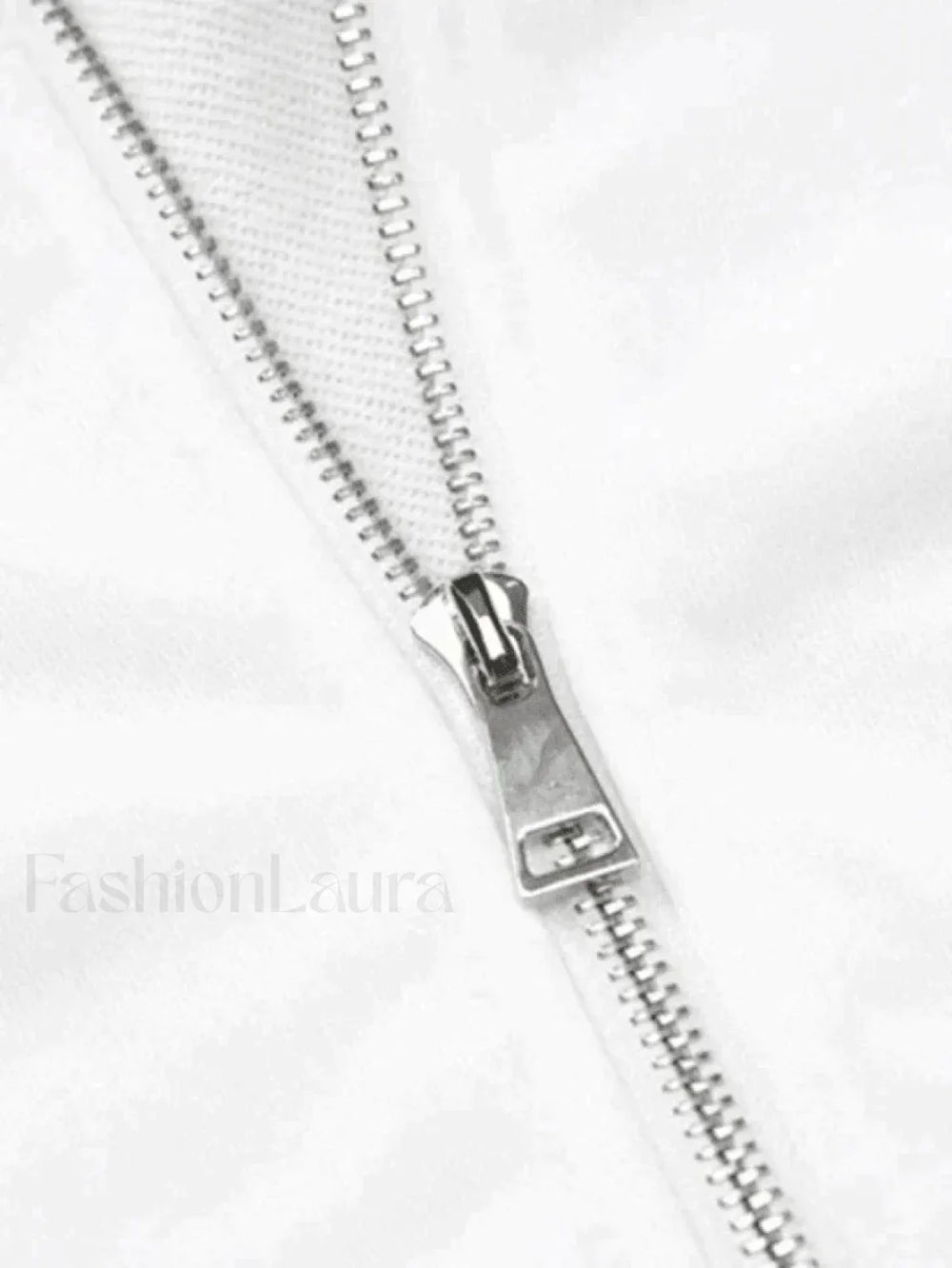 Cropped White Zip Up Hoodie Sweatshirts & Hoodies L