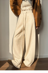 Solid Plush Wool Curved Knit Pants