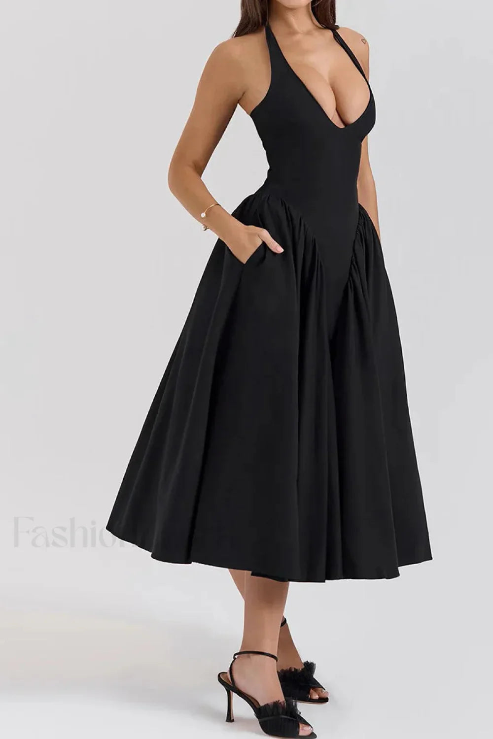 Deep V Neck Backless Pure Desire White Slim Fit Maxi Dress