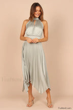 Dominique Elegant Midi Dress S / Sage