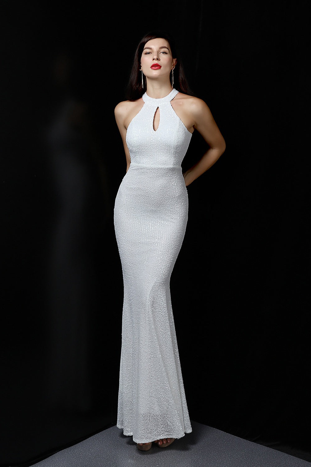 Plunging Neck Mermaid Formal Dress S / White