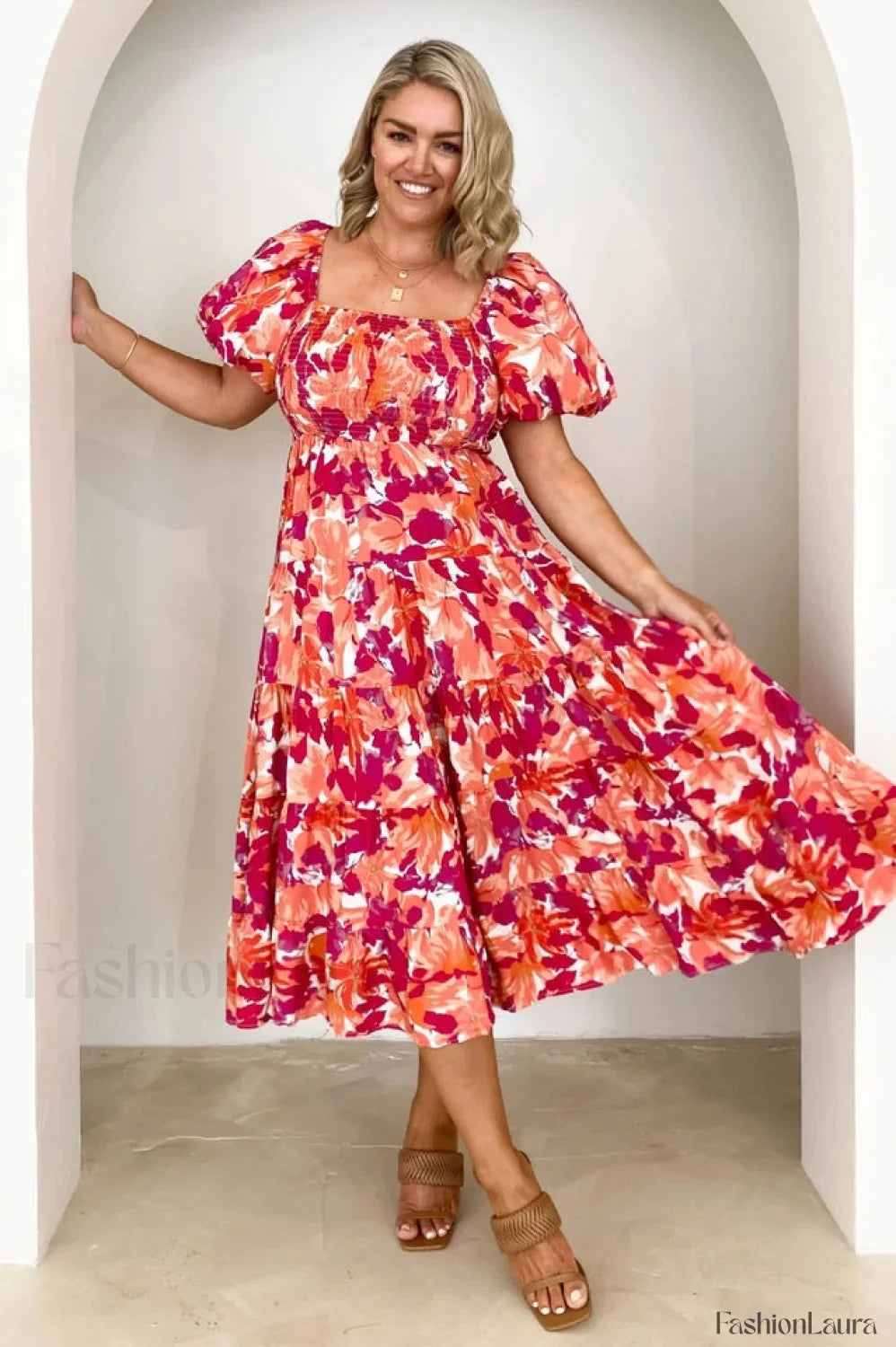 Flossy Elegant Midi Dress