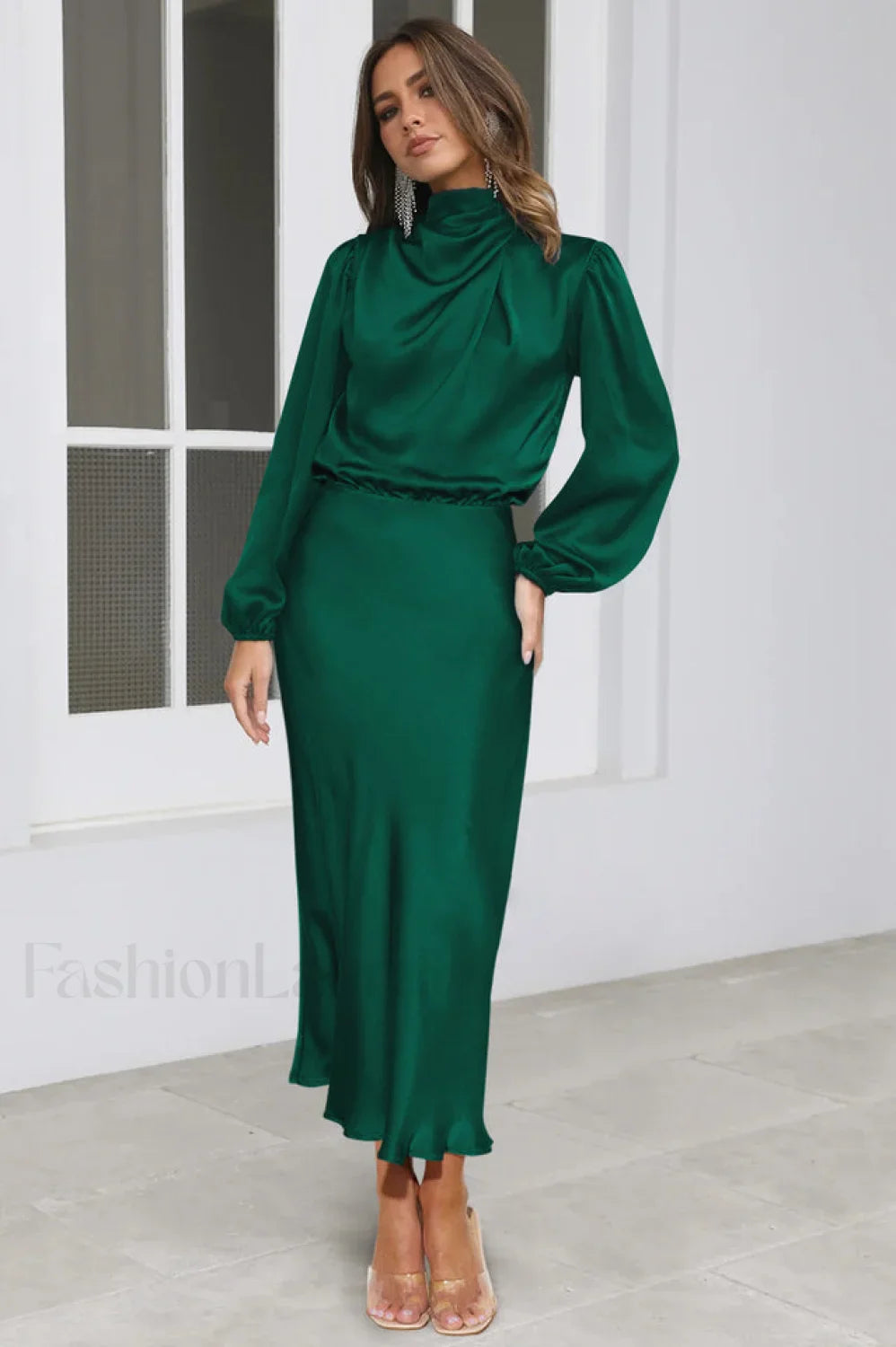 From The Source Charming High Neck Bridal Dress S / Emerald