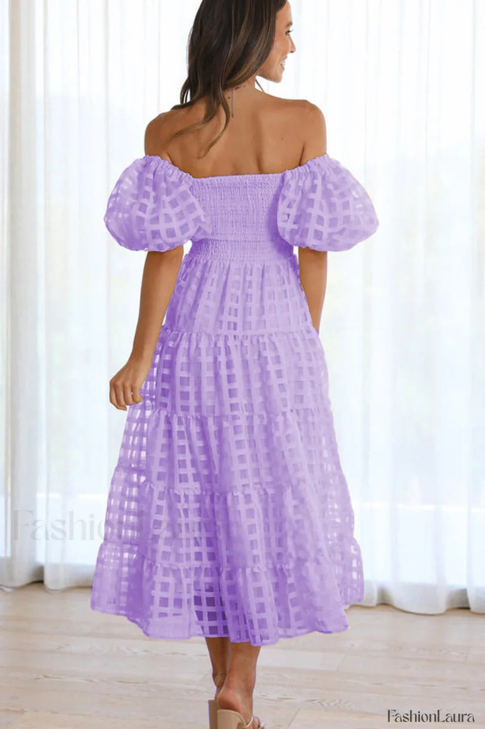 Gin Elegant Midi Dress