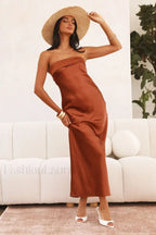 Half Open Back Charming Sleeveless Silky Dress