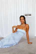 Half Open Back Charming Sleeveless Silky Dress