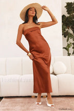 Half Open Back Charming Sleeveless Silky Dress