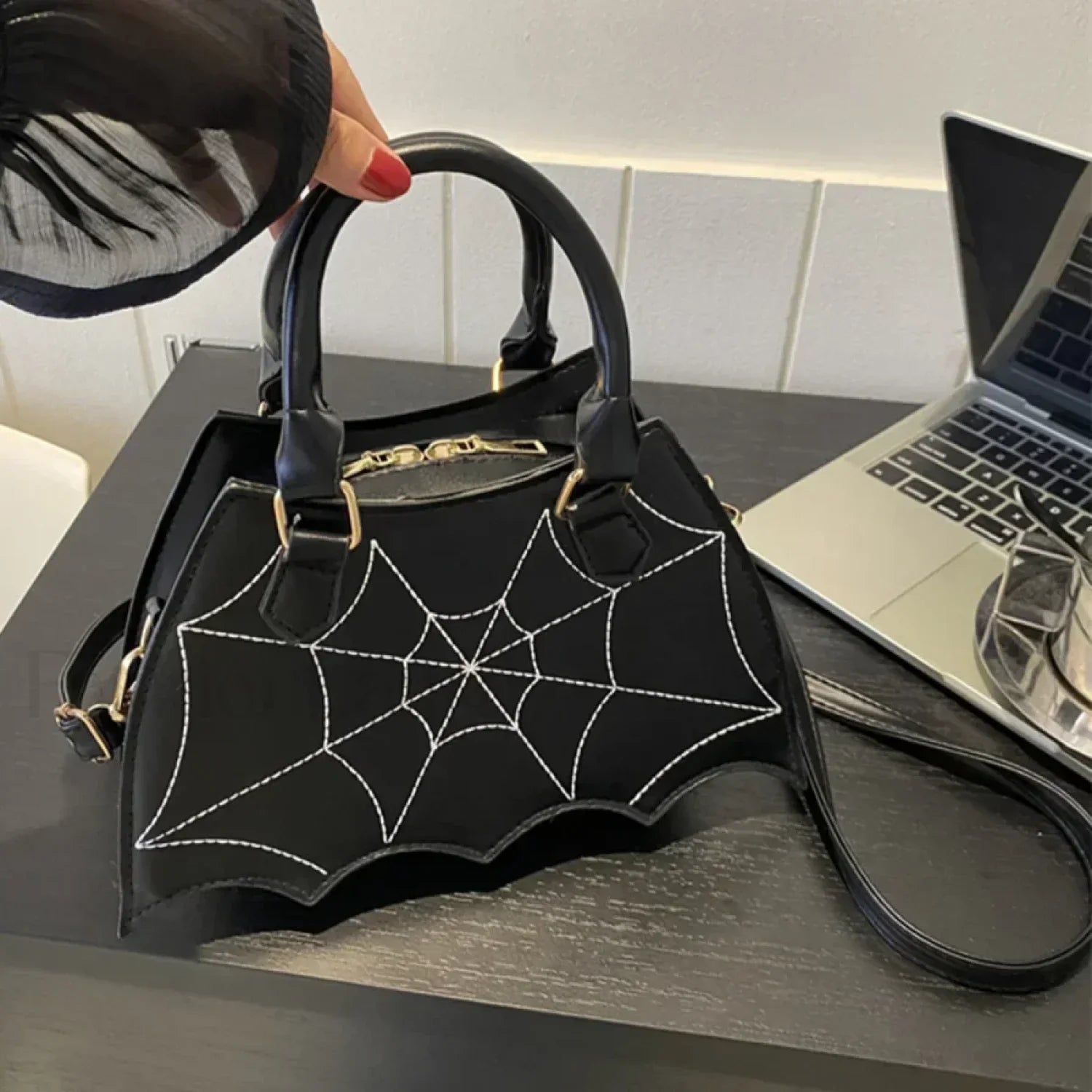 Halloween WingCreative Crossbody PU Leather Fashion Bat Women’s Novelty Bag Black