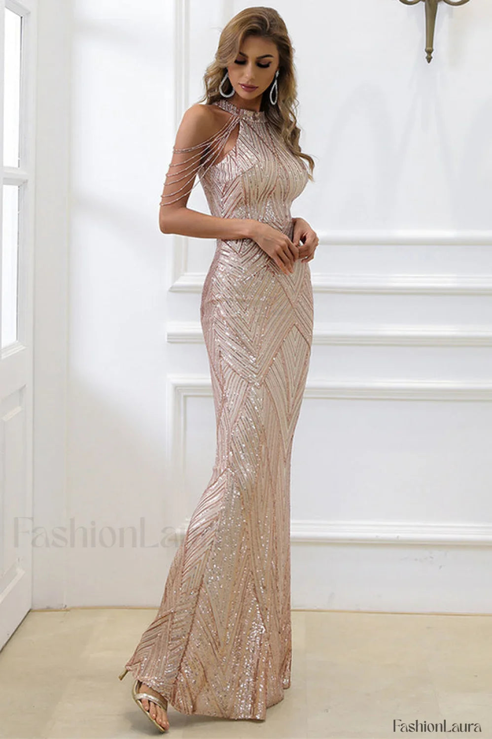 Halter Neck Sequin Charming Mermaid Prom Dress
