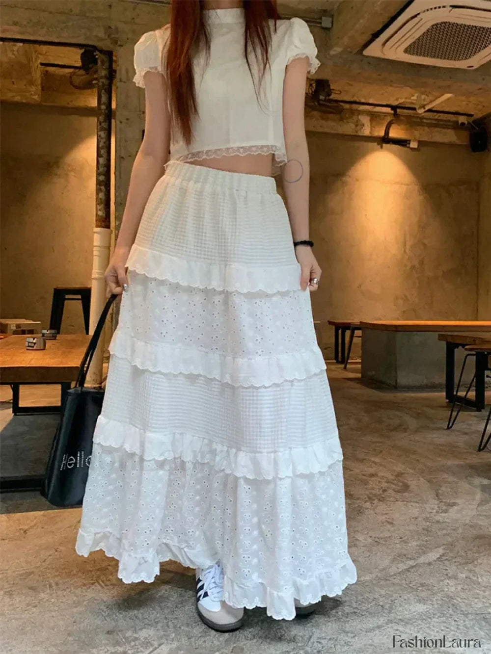 Heavy Industry Embroidered White Lace A line Skirt WHITE / One Size