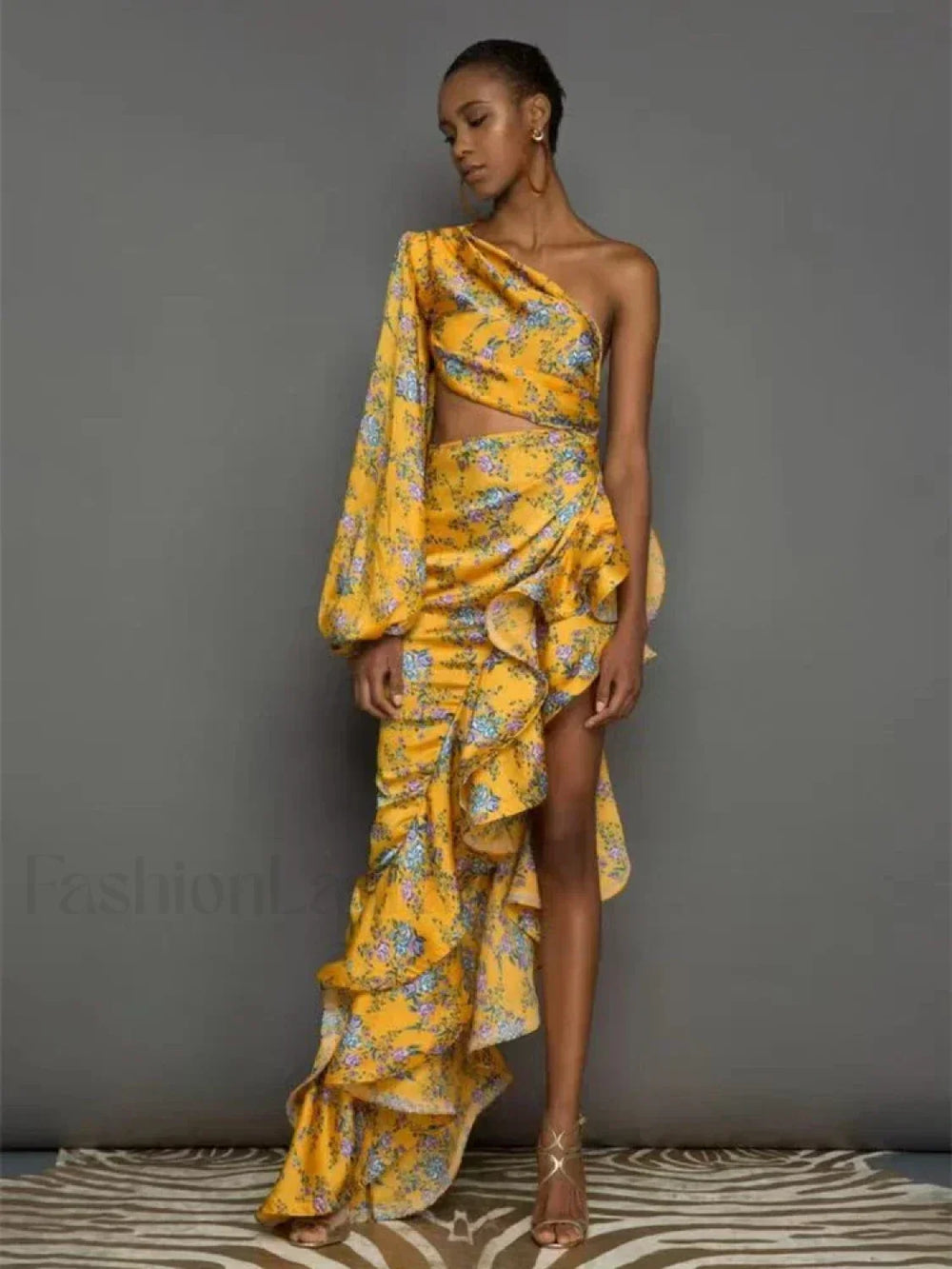 Irregular Ruffle Shoulder Floral Dress