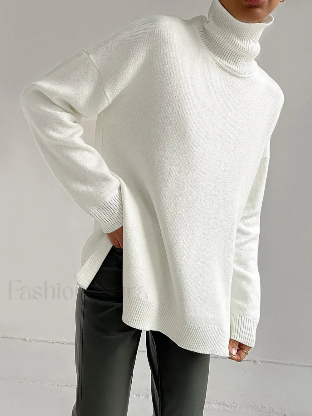 Lean On Graceful Me Turtleneck Sweater White / XS Sweaters L