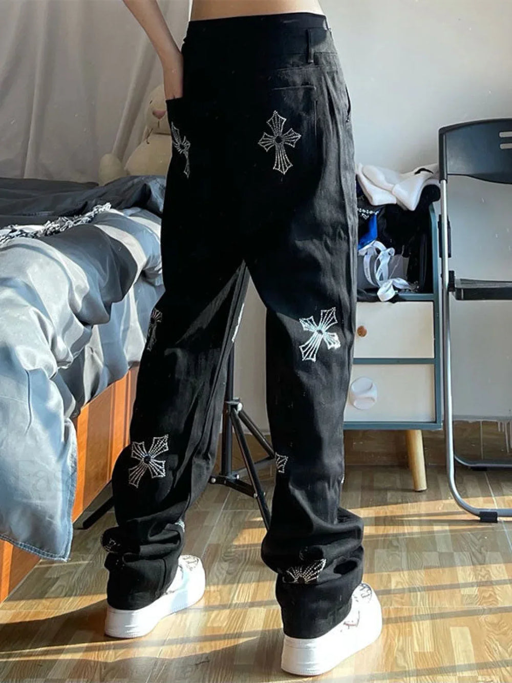 Men’s Cross Rhinestone Loose Fit Jeans Slim jeans