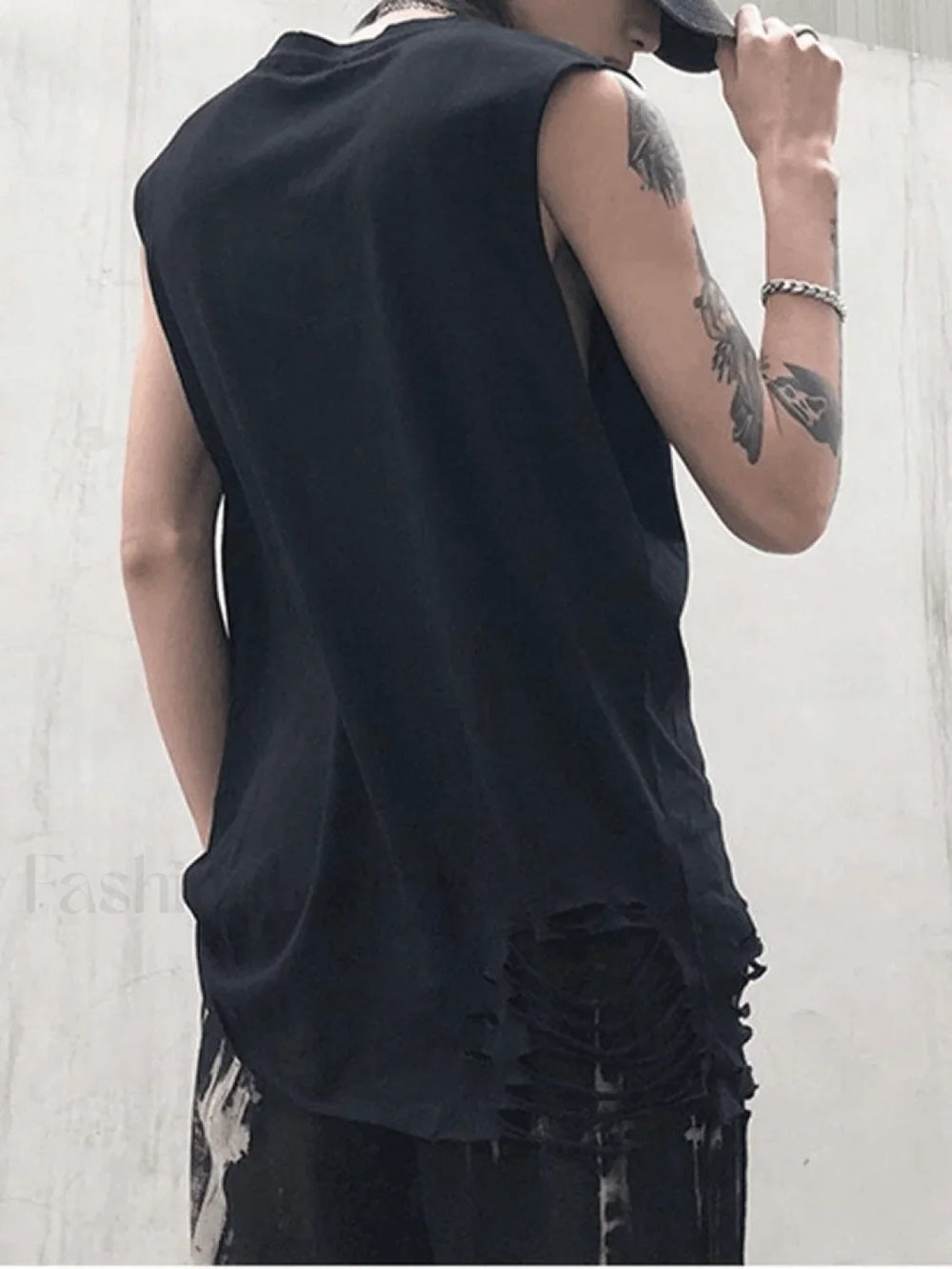 Men’s Distressed Vest Tops&Tees