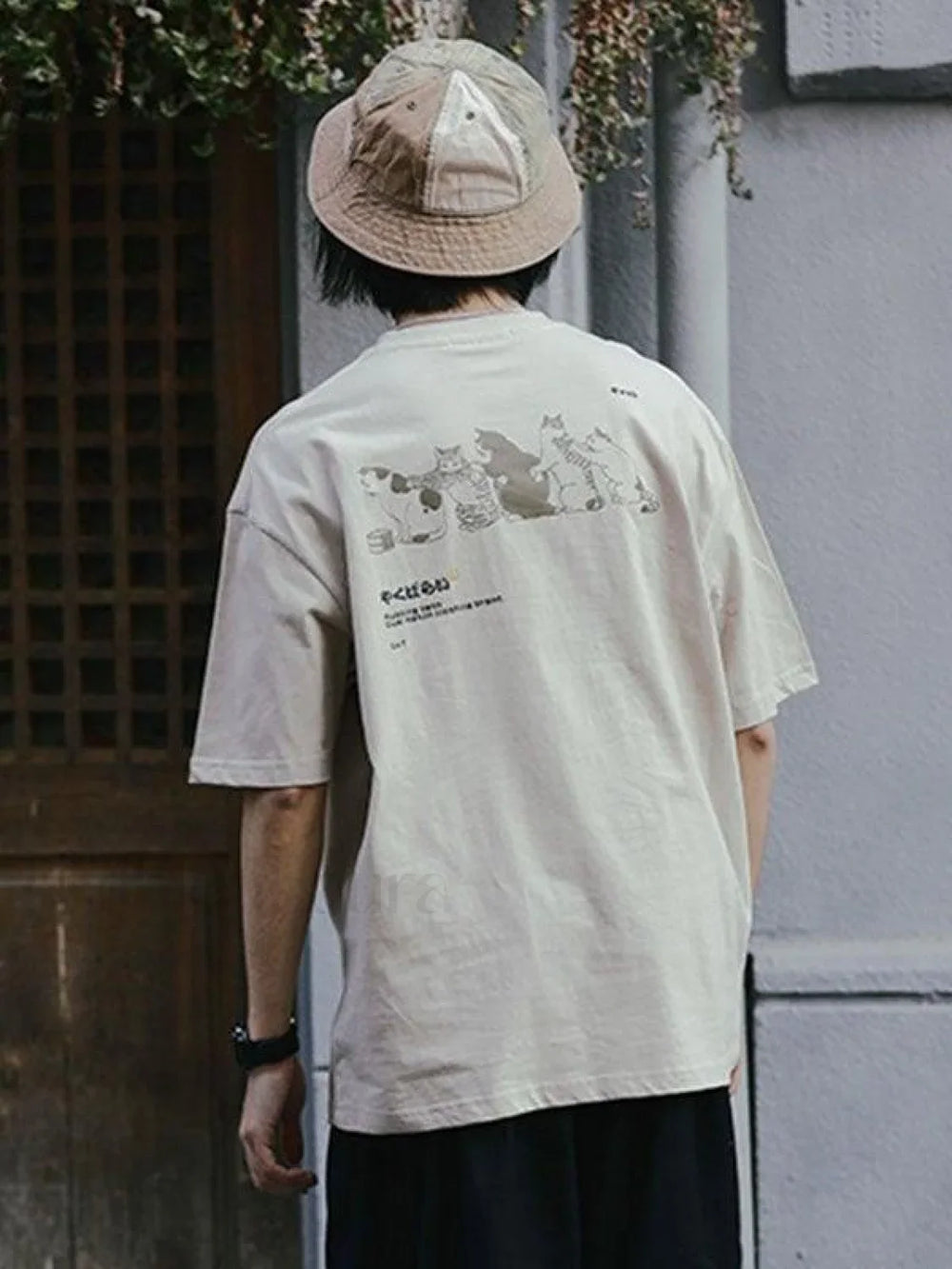 Men’s Kitten Short Sleeve Tee Off White / S Tops&Tees