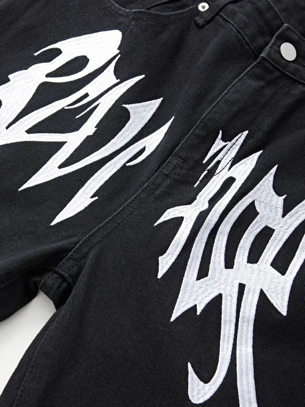 Men’s Washed Revenge Straight Leg Jeans loose jeans