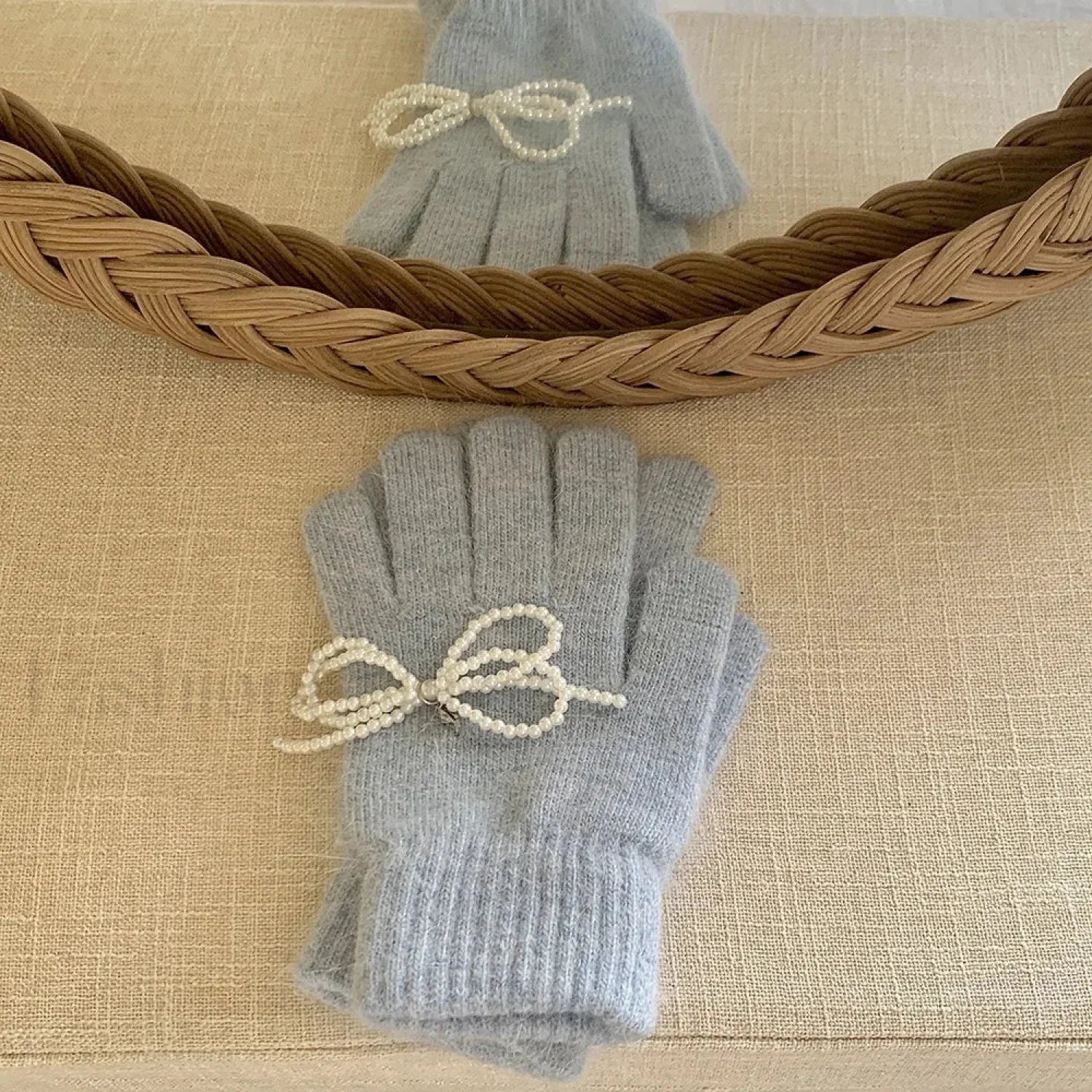 Pearl Bow Knot Winter Wool Furry Thickened Warm Soft Y2k Lolita Cosplay Christmas Glove